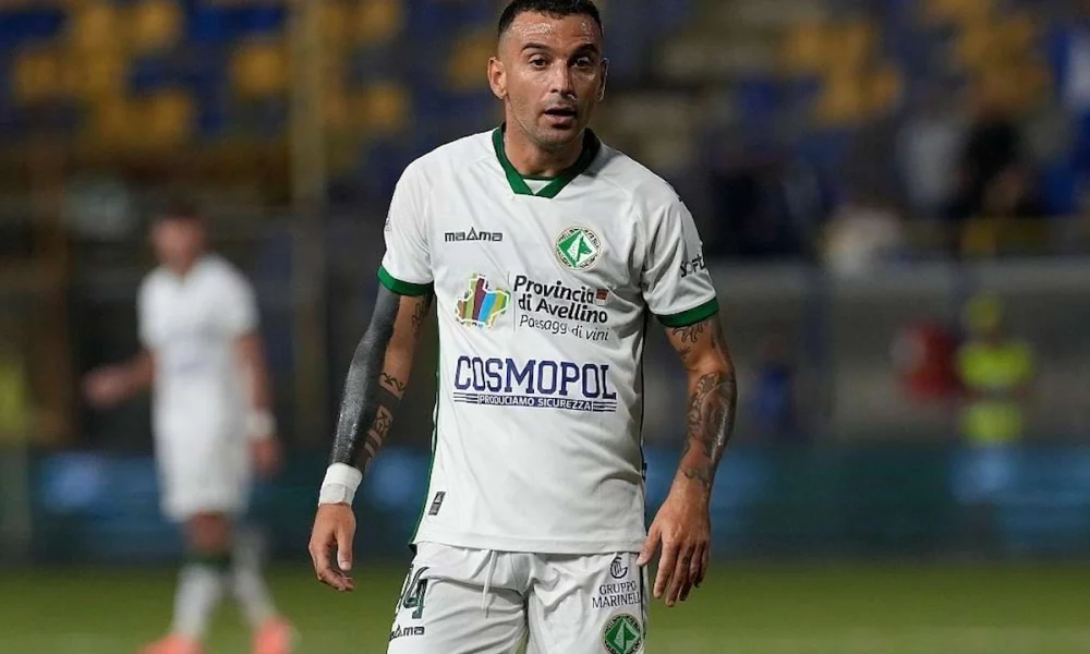 Spezia, pressing per Roberto Insigne: l'affare può sbloccare anche l'Avellino