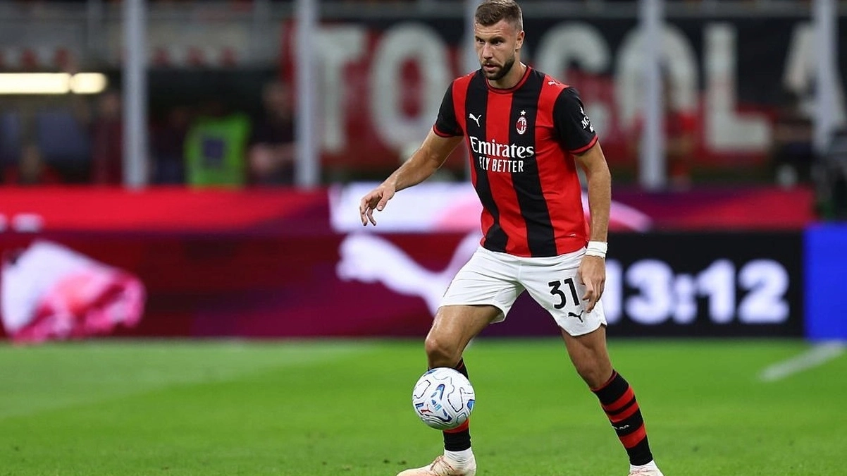 Milan-Pavlović, la Premier osserva e il prezzo sale: da 18,5 a 65 milioni-2